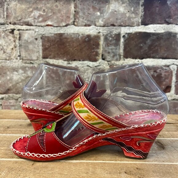 NIB Elite By Corkys 'Poppy' Red Leather Floral Heeled Sandal Sz 9 - Picture 6 of 13